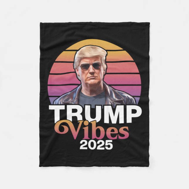 Trump Vibes 2025 Chiffon Top Fleecefilt (Framsidan)