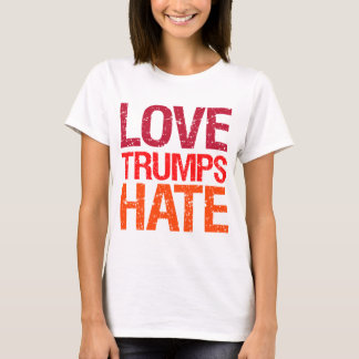 Trumpar för Kärlek-trumpar Hate-antitrump T-shirt