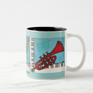 trumpet och musikalisk mugg för piano