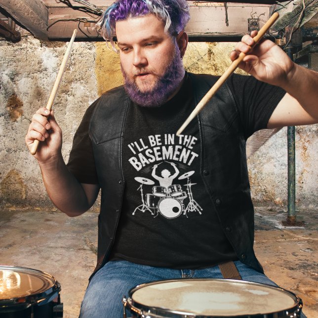 Trumslagare i källarbandet-teej t shirt (Skapare uppladdad)