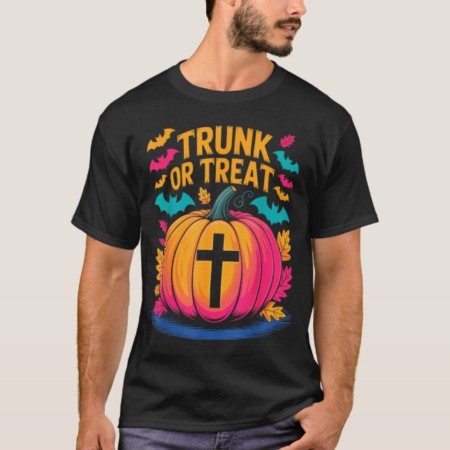 Trunk Or Treat Halloween Costume Christian Pumpkin T Shirt (Framsida)