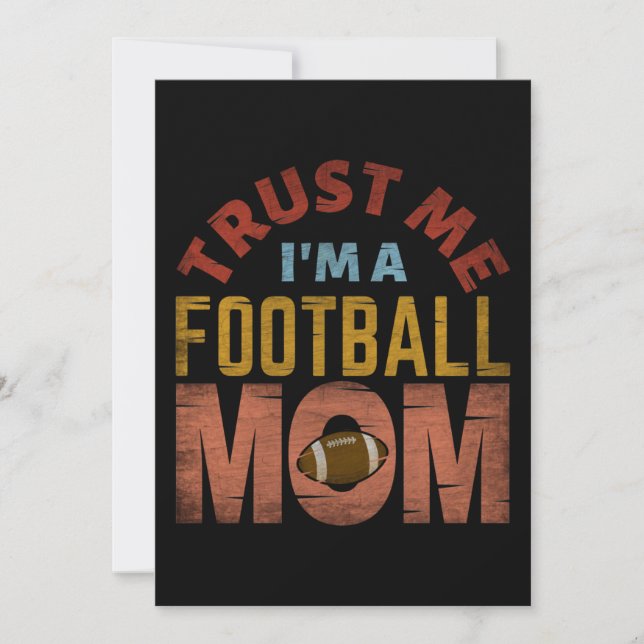 TRUST ME I'M A FOOTBALL MOM INBJUDNINGAR (Framsida)