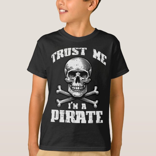 Trust Me Im A Rate Skull Crossbones Funny Men Wome T Shirt (Framsida)
