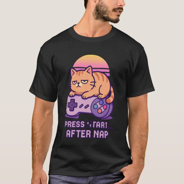 Tryck på Start Efter Lur Rolig Retro Gaming Tröja  (Framsida)