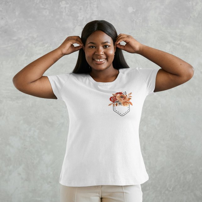 Tryckt ficka med höstblommor t shirt (Skapare uppladdad)