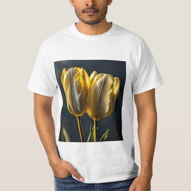 Tryckt t skjorta på tjortan av tulippblomman. t shirt (Framsida)