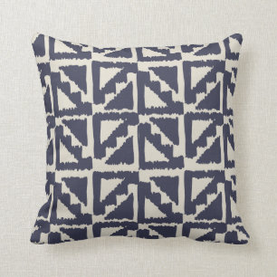 Trycktriangeln Mönster i Navy Blue Ivory Tribal Pr Kudde