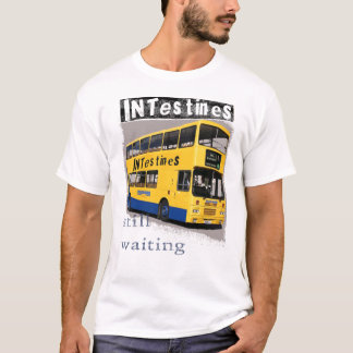 Tshirt för inälvagultbuss tee shirt