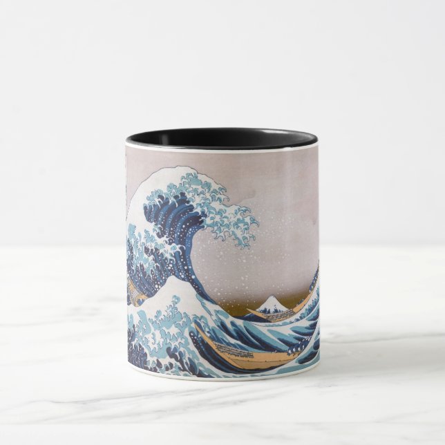 Tsunami Den Stora Vågen vid Kanagawa Japan av Hoku Mugg (Center)