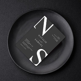Tuatara Minimalist & Elegant Bold Initial Bröllop Inbjudningar