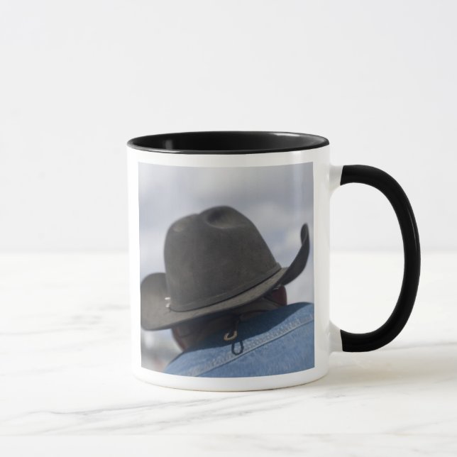 Tucson, Arizona. Cowboyhattar i bruk på Mugg (Höger)