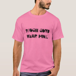 Tuffa grabbar ha på sig pink. tee shirt