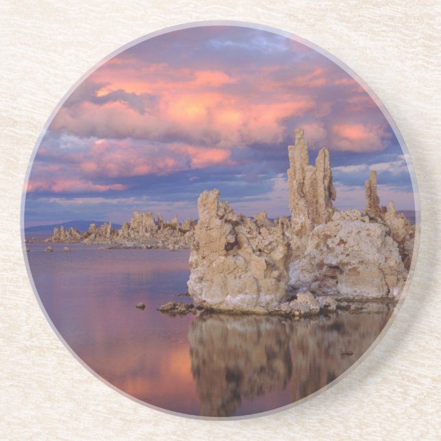Tuffformationer vid Mono Lake Underlägg (Framsidan)