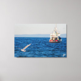 Tug boat and Bird on Mutiny Bay #2 Canvastryck