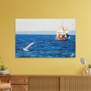 Tug boat and Bird on Mutiny Bay #2 Canvastryck
