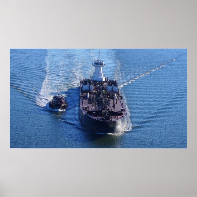 Tug in Control Poster (Framsidan)