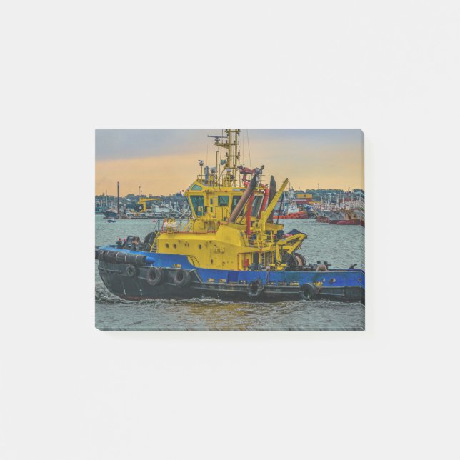 Tugboat sailing at river, montevideo, uruguay post-it block (Framsida)