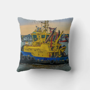 Tugboat-segling vid flod, montevideo, uruguay kudde