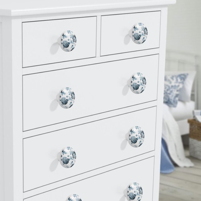  tuggben och vit botanisk Blommigt nr 2 Knopp (Skapare uppladdad)