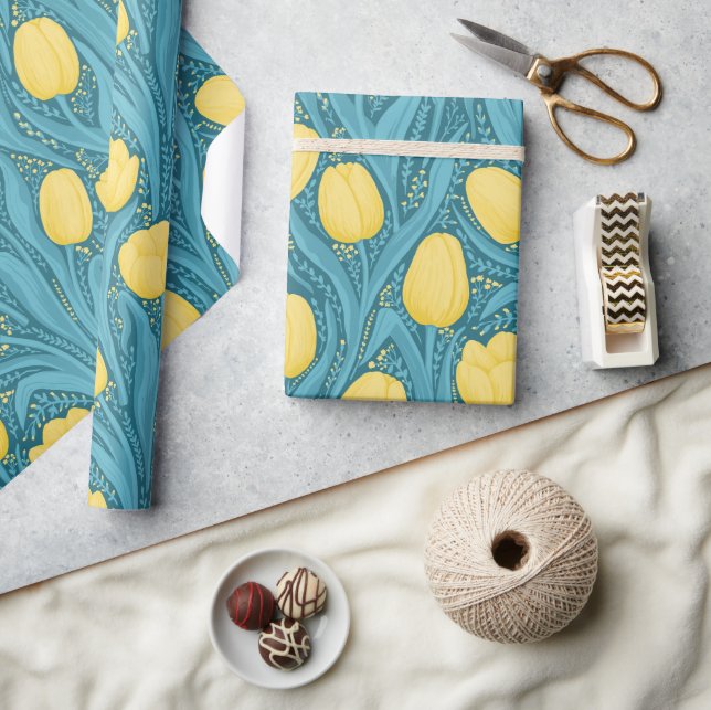 Tuliper i blått och gult presentpapper (Hantverk)