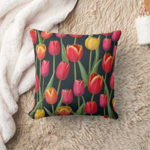 Tulips Gult Rosa Red Grönt Black Blommigt Kudde