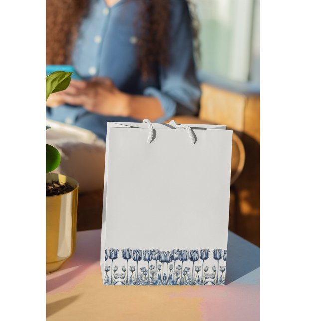 Tulips i Delft Blue (Skapare uppladdad)