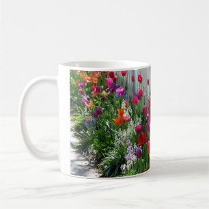 Tulips-trädgårdsälstaket mugg Ghiradelli