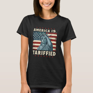 Tullifierad politisk humor Amerika är skräckslaget T Shirt