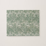 Tulpan av William Morris Pussel<br><div class="desc">Tulip (1875) av William Morris är ett vintage-mönster från den viktorianska eran,  tillhörande konsten Pre-Raphaelite,  som ursprungligen skapades som tyg för textilier eller tapeter. En dekorativ blomster scen i subtila gröna och neutrala toner med blommande vårblommor inklusive tulpaner mot en lövverk bakgrund.</div>