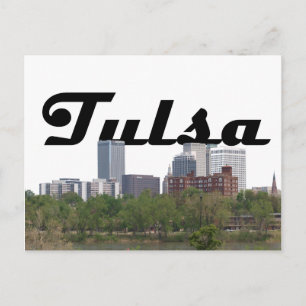 Tulsa OK Skyline med Tulsa i vykortet Himmel Vykort