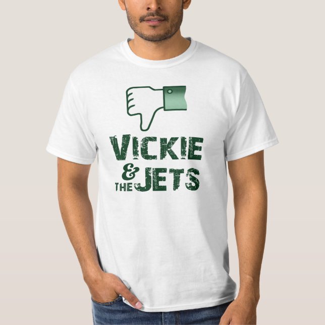 Tum besegrar, Vickie och jetarna T-shirt (Framsida)