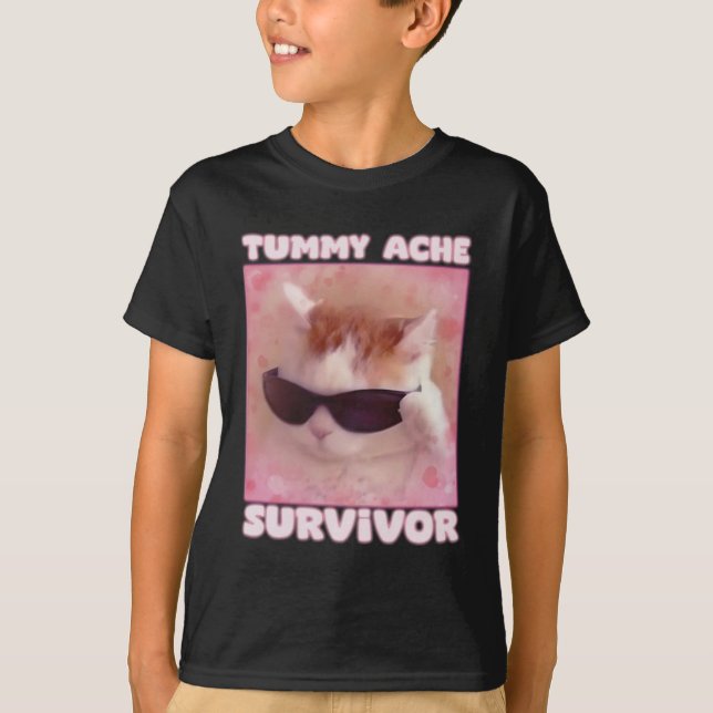 Tummy Ache Survivor Cat Funny T Shirt (Framsida)