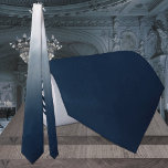 Tunga till Dusty Blue Ombre Monochromatic Bröllop Slips<br><div class="desc">En elegant marin blå till dammig blå markti bröllop med en monokromatisk marinblått vid grund,  som tänds till dammig blå överst på sliten.</div>