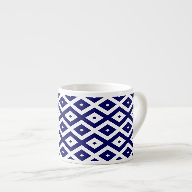 Tungblått och vitt romb mönster espressomugg (Framsida höger)