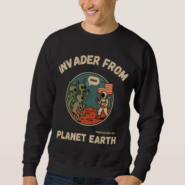 Tungliga Utomjordingar och Astronaut i rymden Lång Ärmad Tröja (Framsida)