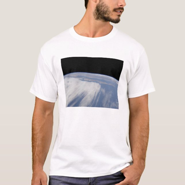 Tungmolntäcke över Stilla havet T Shirt (Framsida)