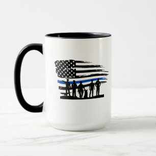 Tunn blå linje flagga polis mugg