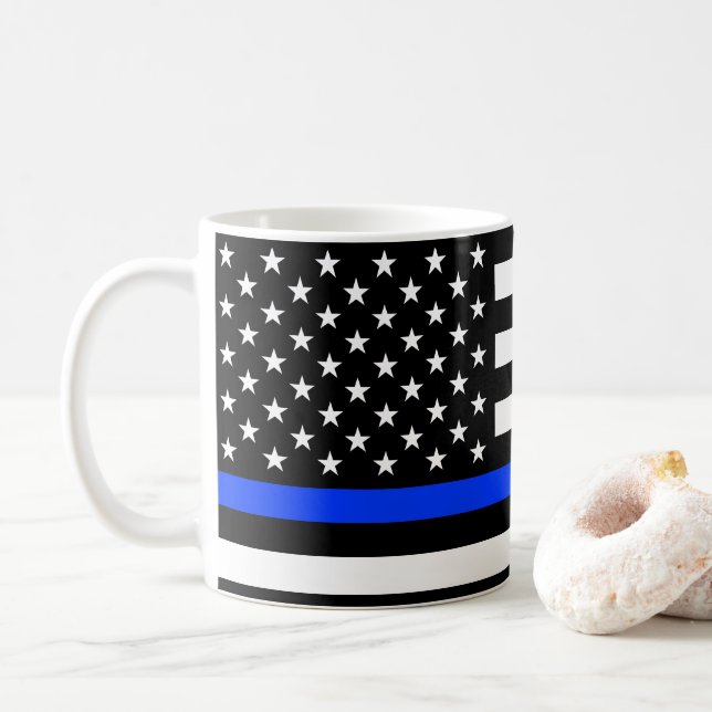Tunn blå linje polisflagga kaffemugg (Med munk)