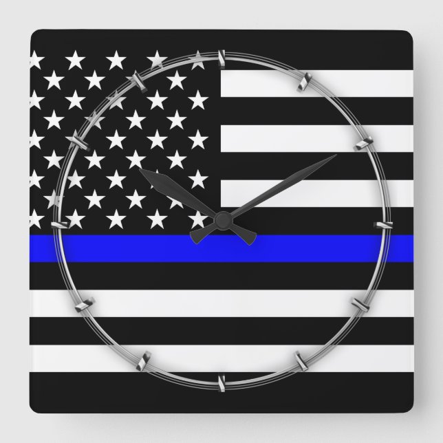 Tunn blå linjegrafik på en amerikansk amerikansk F Fyrkantig Klocka (Framsida)