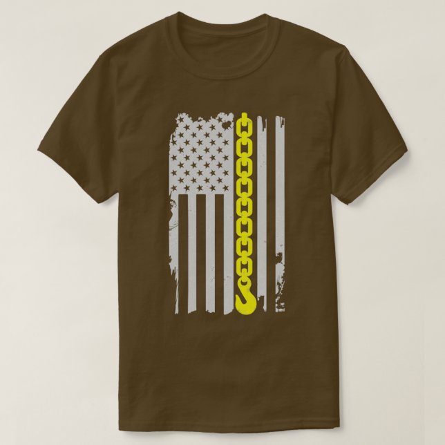 Tunn Gult Line Tow Krok chain Flagga American Tow T Shirt (Design framsida)
