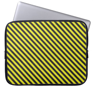 Tunn svart och Gult diagonal Rand Laptop Sleeve