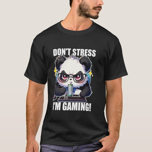 Tunna am Zocken Gaming Panda Grumpy Funny T Shirt (Framsida)