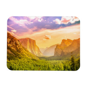 Tunnelen beskådar av den Yosemite nationalparken Magnet