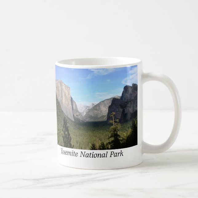 Tunnelen beskådar, den Yosemite nationalparken Kaffemugg (Höger)