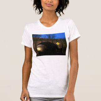 Tunnelen mig - Magical världsdet okända tunnelen T Shirt