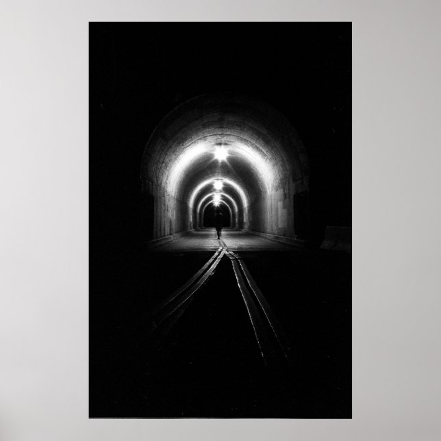 Tunneln Poster (Framsidan)