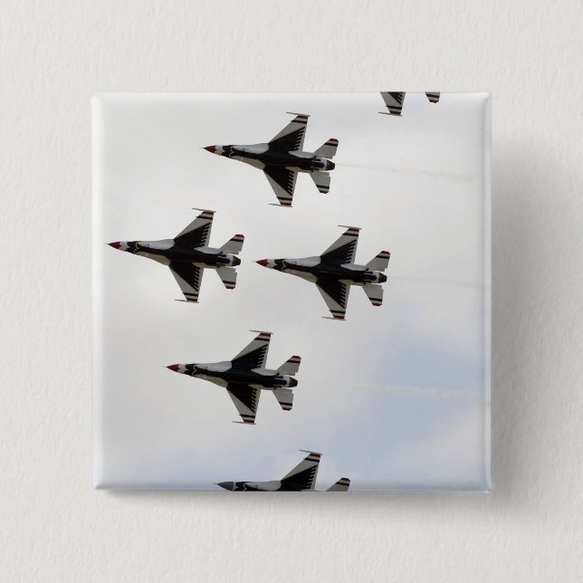 Tunnfåglar bildar en 6 frakters Delta-bildning Knapp (Framsida)