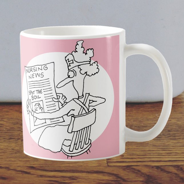 Tunnny sjukhussjuksköterska Reading Newspaper Comp Kaffemugg (Skapare uppladdad)