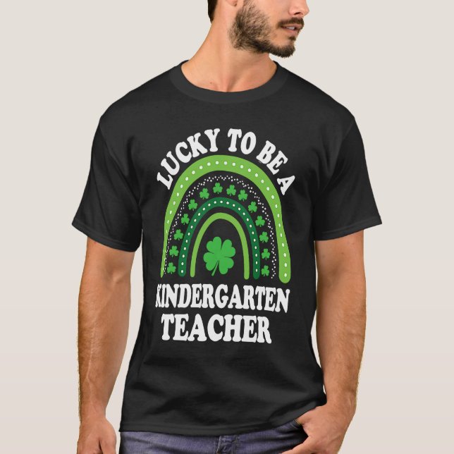 Tur att vara en Kindergarten-St patricks day T Shirt (Framsida)