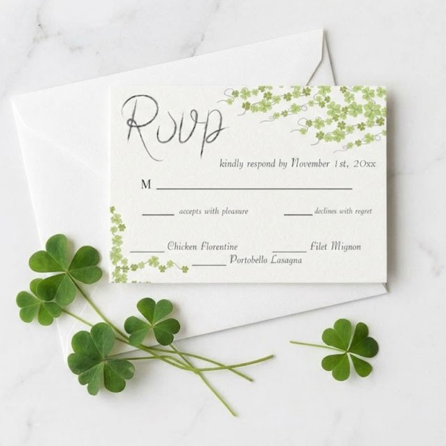 Tur i kärlek grön Shamrock bröllops-svarskort Inbjudningar (Skapare uppladdad)
